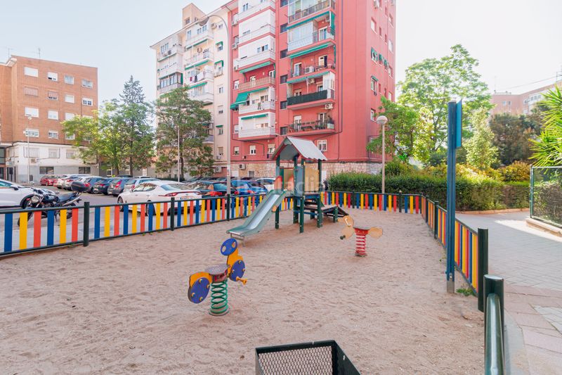 Foto c70c0773-99ac-42ad-a30e-da3700f5efcb. Pis amb calefacció a Comillas Madrid