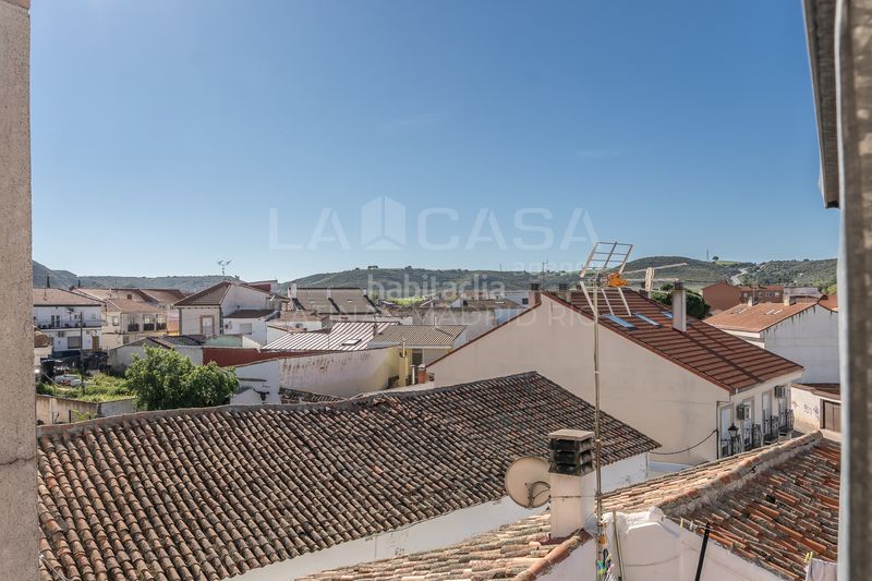 Foto b6e526ac-5e51-4b47-a9f9-49ef61a3d2d5. Pis amb calefacció aparcament a Torres de la Alameda