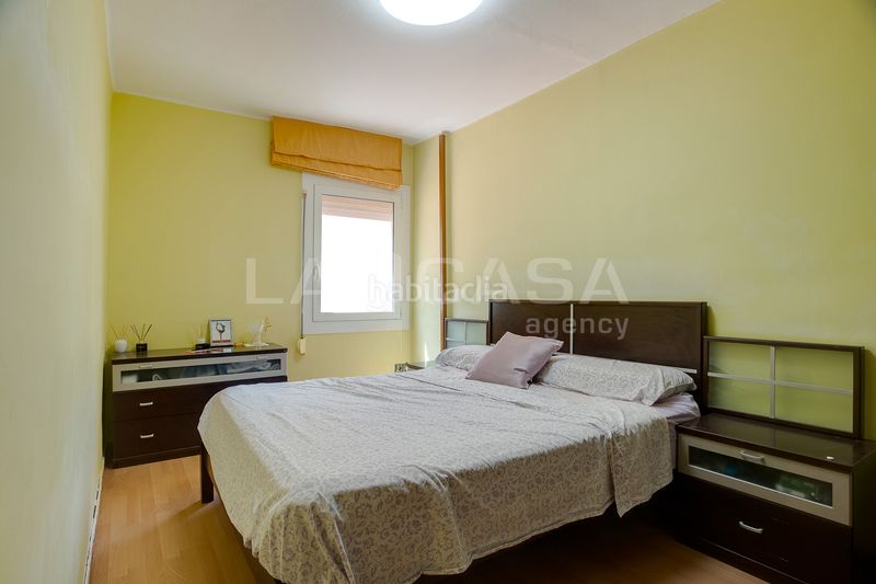 Foto 4594d395-4dd6-4fcd-a422-1daa56a60948. Pis a Sant Ildefons Cornellà de Llobregat