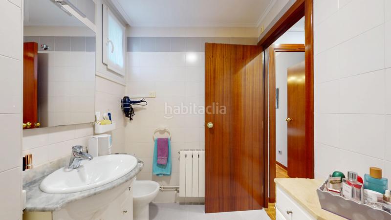 Foto 10a9bc40-1222-4852-83c1-9ed9cf7acec1. Pis amb calefacció aparcament a Zorrotza Bilbao