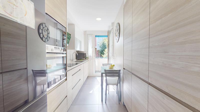 Foto 3b0a785b-7285-41c9-93a5-7b22299ad58d. Pis amb calefacció aparcament a Zorrotza Bilbao