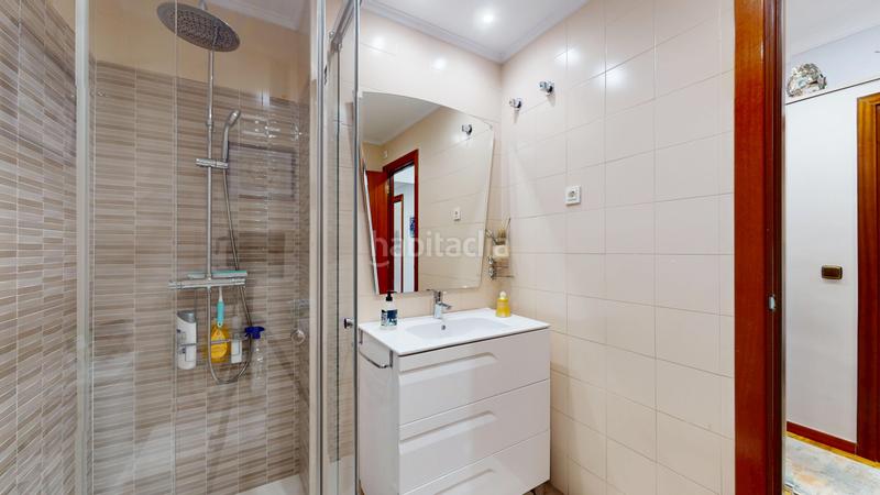 Foto 4ab32e8b-3c21-4c66-89f8-a7409afbc4de. Pis amb calefacció aparcament a Zorrotza Bilbao