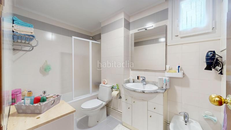 Foto a5f4e625-7cab-4425-aa34-83b0c042ef1c. Pis amb calefacció aparcament a Zorrotza Bilbao