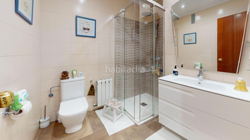 Foto d40f9e5f-fd69-4da9-8927-680c7db26e30. Pis amb calefacció aparcament a Zorrotza Bilbao