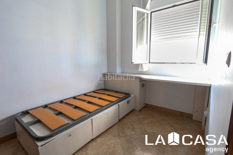 Foto bc8fc032-c416-40bf-ae3d-bd8dff22088b. Pis a Estepa