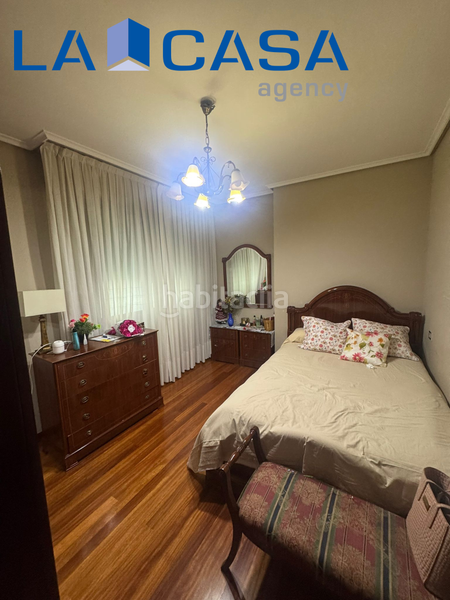 Foto 1ff68f0b-1486-415a-b09d-852389ad14a6. Etagenwohnung mit heizung in Burtzeña Barakaldo