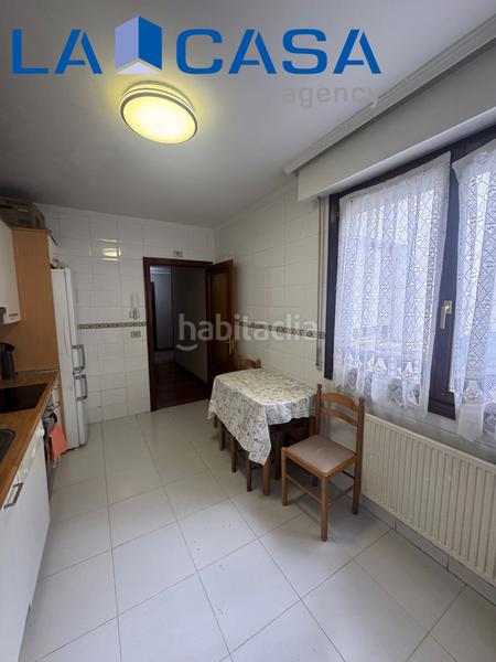 Foto 642b3aa2-91ca-48bb-a84e-195377a8b927. Etagenwohnung mit heizung in Burtzeña Barakaldo