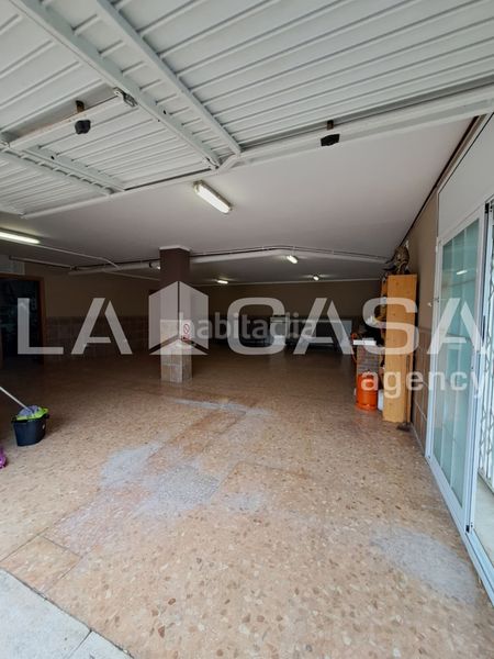 Foto 7fd6df11-7cb8-4041-8e34-ac00fcbe3282. Xalet amb piscina a Can Parellada Terrassa