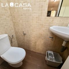 Business premise in Cruz Roja. Local comercial 38 m con 1 baño en sevilla