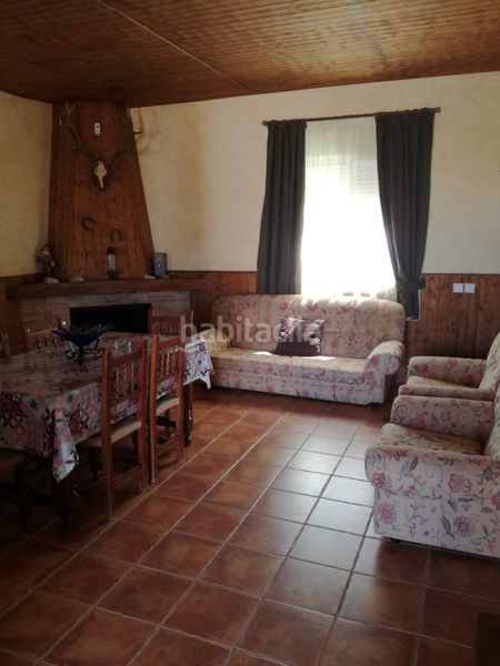 Foto b84841ff-c276-43df-bdb0-24499167fff2. Xalet a Espera