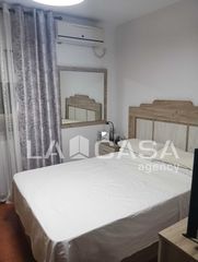 Pis a Casco Antiguo. Piso de 95 m con 2 dormitorios y balcón en algeciras