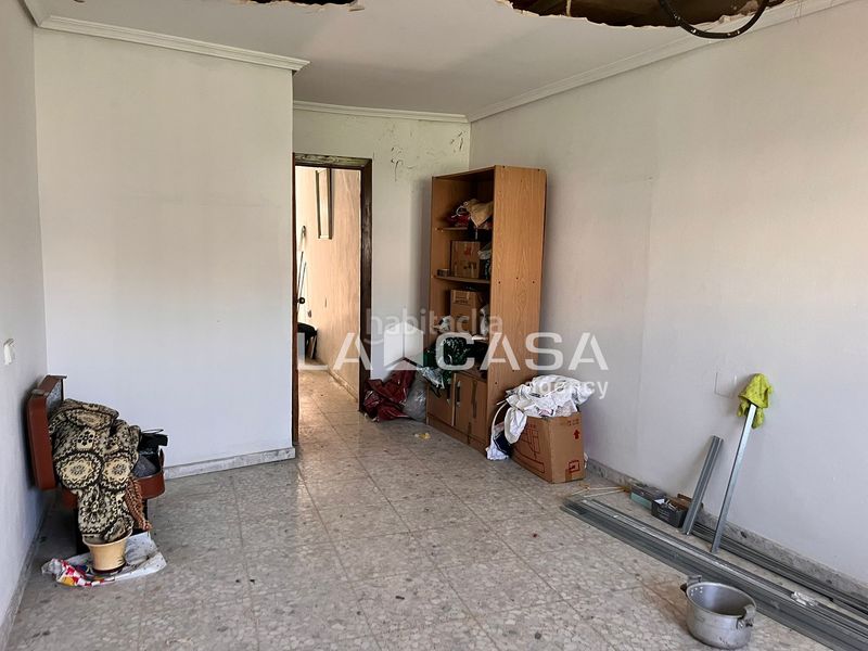 Foto cf8ec589-5b2d-4cf1-a444-2d74d3a6bea8. Casa amb aparcament a Pescadores - Saladillo Algeciras