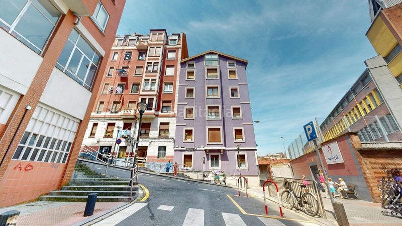 Foto ac6eb03c-8b77-460e-92f7-1d4d24f766c8. Planta baixa amb calefacció a Solokoetxe Bilbao