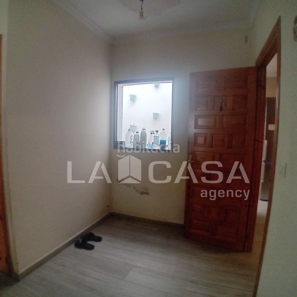 Foto 2e1549b8-09a4-4d6b-a675-756391049a94. Casa amb aparcament a Barrios (Los)