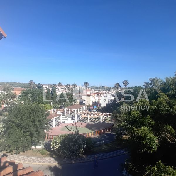 Foto 654b3094-d435-4dbd-983f-ca376921287d. Casa amb aparcament a Barrios (Los)
