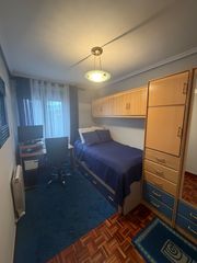 Pis a Iralabarri. Piso de 90 m con 3 dormitorios y exterior en somosierra alto pla