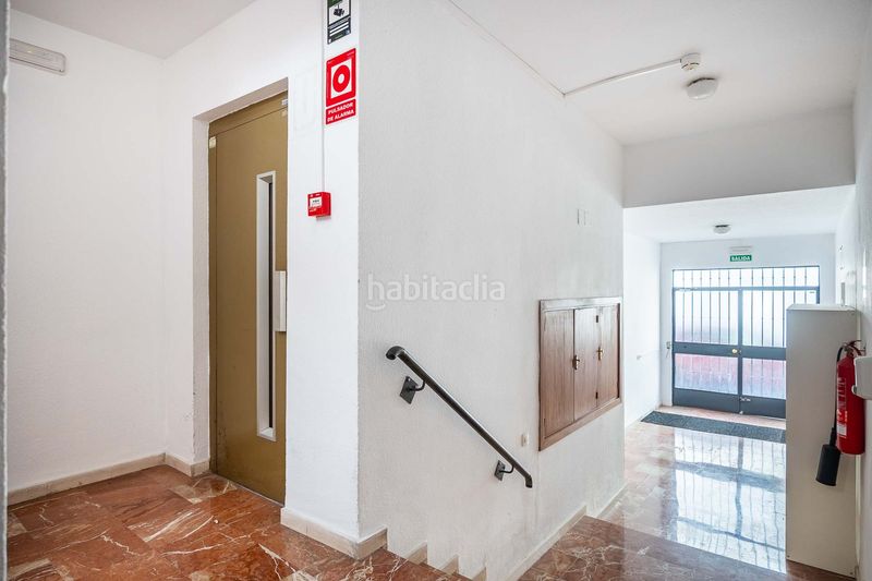 Foto 5cada217-1325-4d5b-9d8a-0d1f0db81254. Pis a La Buhaira Sevilla