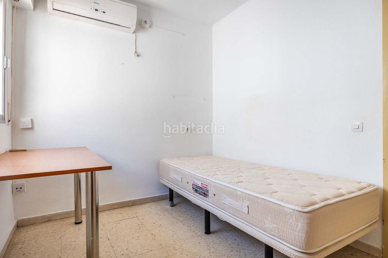 Foto c63c5d94-2aa4-43cd-89dd-3dee6b38a90d. Pis a La Buhaira Sevilla
