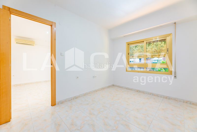 Foto b4597c03-9877-4d96-b777-6af21c552be2. Pis a Ciutat Jardí Valencia