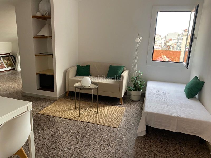 Foto 108f5076-4d04-4857-aedf-3e1034334e16. Loft a Sants Barcelona
