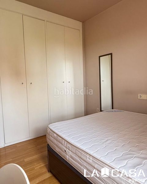 Foto 0f3a19c2-725e-4199-9999-beab65731065. Pis amb aparcament piscina a Urbadiez - Entrepuentes Sevilla