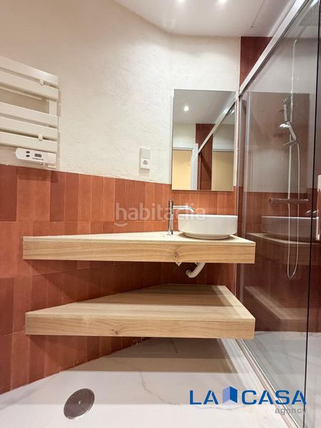 Foto 452538c9-62e2-4313-9bea-e555b3879677. Planta baixa amb calefacció a Concepción Madrid