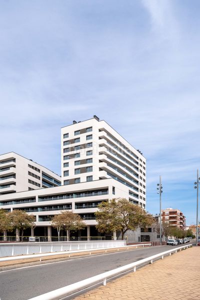 Foto b50ae6a4-287b-45b3-9c39-e70a905592d2. Pis amb calefacció piscina a Gorg Badalona
