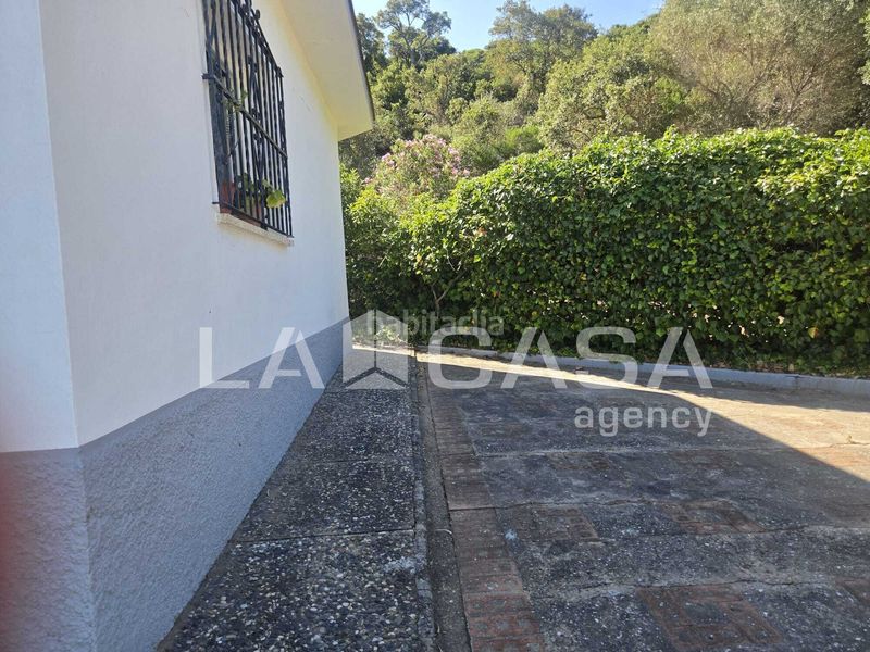 Foto 654d4daf-a421-4f87-b47b-026325760518. Casa amb aparcament a La Granja - La Colina - Los Pastores Algeciras