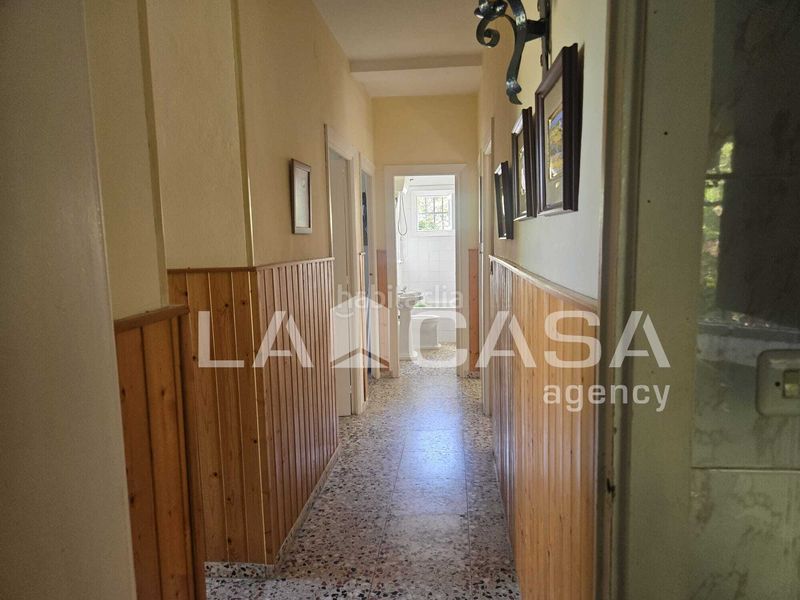 Foto 7b5e8065-9c36-45a6-b282-366f37128cd4. Casa amb aparcament a La Granja - La Colina - Los Pastores Algeciras