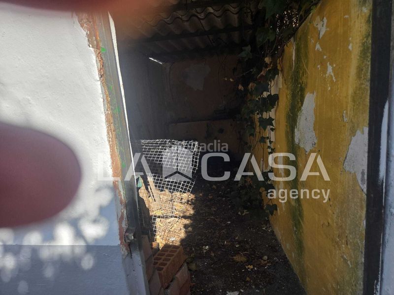 Foto 8d9271c0-573d-44bc-978f-2a56fcad05f3. Casa amb aparcament a La Granja - La Colina - Los Pastores Algeciras