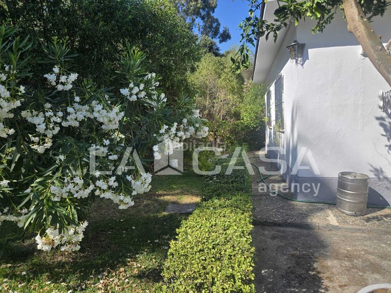 Foto a22797a1-7d79-4f72-9ab0-233887077dee. Casa amb aparcament a La Granja - La Colina - Los Pastores Algeciras