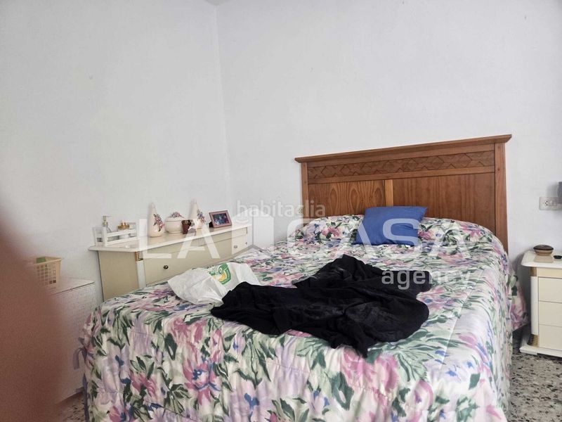 Foto fb12efa1-089e-4461-a973-6678b8438722. Casa amb aparcament a La Granja - La Colina - Los Pastores Algeciras
