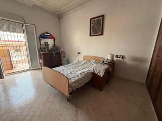 Casa in Centro - Doña Mercedes. Casa de 159 m con 4 dormitorios y terraza en dos hermanas