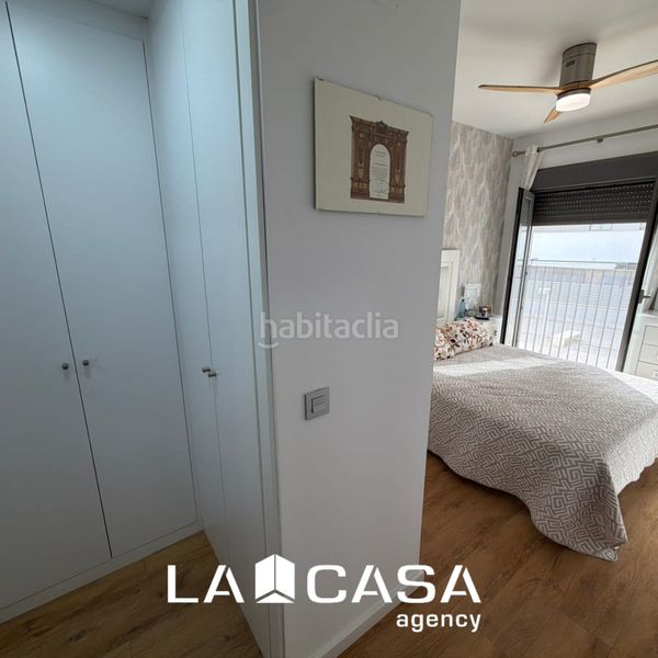 Foto a3ea4d35-8ad9-4444-93e7-6b09d6690971. Pis amb aparcament a Entrenúcleos Dos Hermanas
