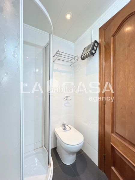 Foto ad98623d-d72c-4ce6-a1a2-aebd8ce5484c. Pis a Llefià Badalona