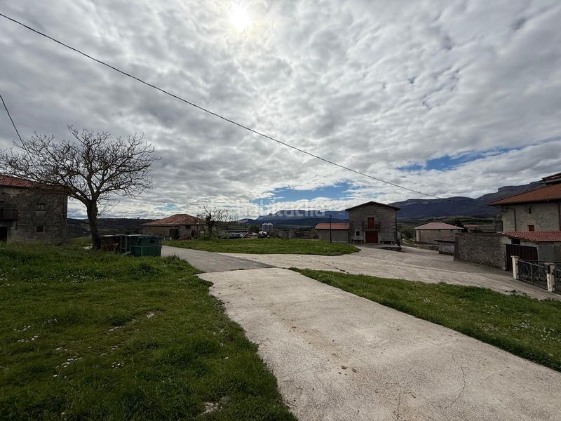 Foto e41be89a-a2a2-428e-8f12-371fcc27808a. Casa amb aparcament a Valle de Mena