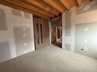 Haus in Valle de Mena. Casa de 541 m con 5 dormitorios y garaje en viergol