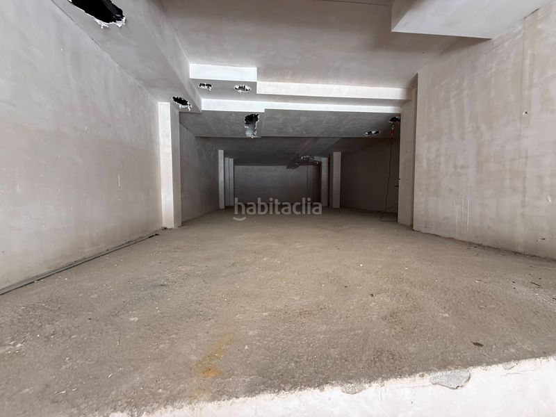 Foto efe46b1c-c87d-4d59-a91f-ac6f5afb575a. Local comercial a El Castell Burjassot