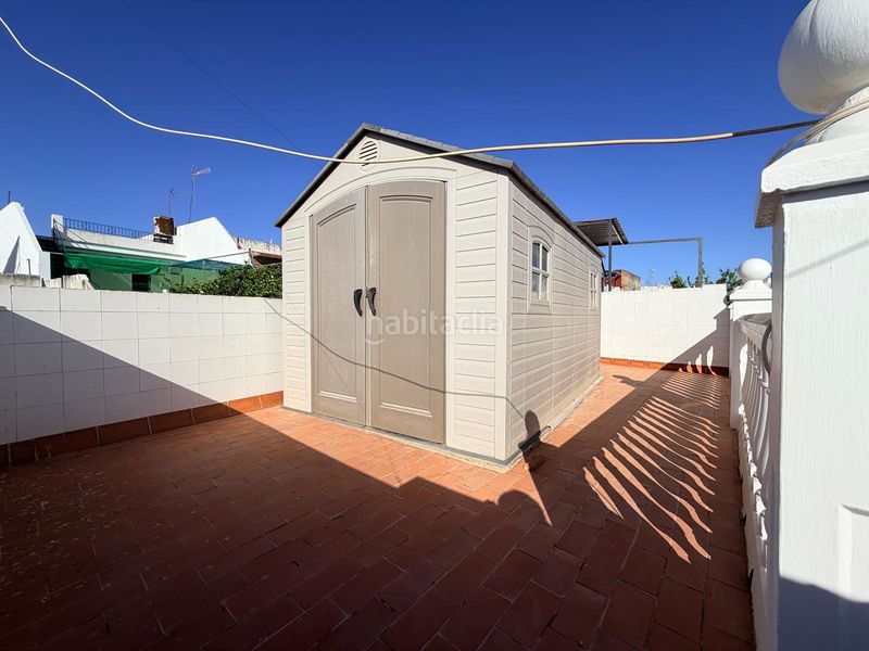 Foto 88212be4-a44e-4385-958d-4c7095a833ab. Casa amb aparcament a Centro - Doña Mercedes Dos Hermanas