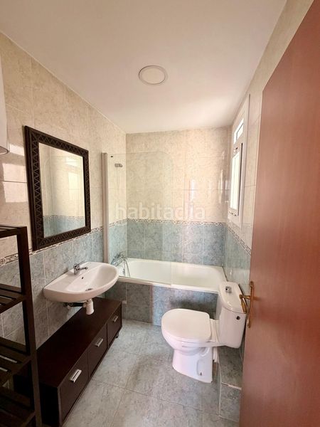 Foto e066bcc5-1035-4d71-bd64-e13f1fae7fc0. Pis a Sants Barcelona