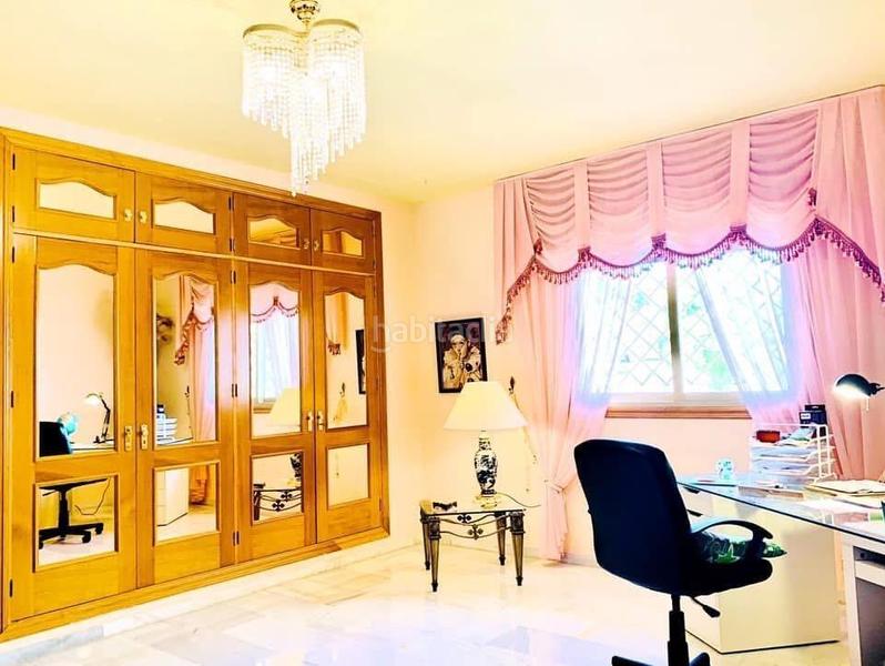 Foto d3ca8a08-7335-4af2-a684-cb471cf80017. Casa adossada amb aparcament piscina a Nueva Torrequebrada Benalmádena