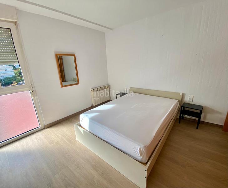 Foto 17db0a6d-2663-46f4-ba7a-a5a96e7ef0f6. Location appartement avec chauffage dans Montbau Barcelona