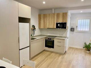 Pis  Carrer del vallespir. Piso en les corts reci�n reformado para entrar a vivir!