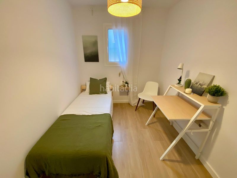 Foto 50df8e8f-0c22-4691-b9e7-2e58b5d9fda1. Pis a Barri de les Corts Barcelona