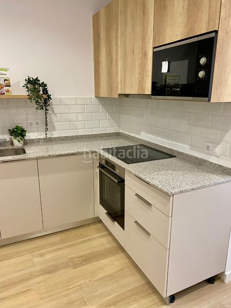 Foto a9b2f328-45b3-42fa-b086-f31438692a04. Pis a Barri de les Corts Barcelona