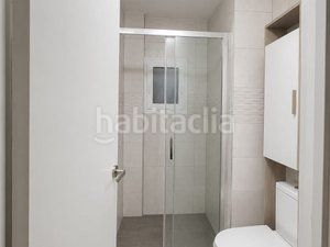 Foto bb20c973-69b0-431b-abfe-061c8b6755e2. Pis a Montbau Barcelona