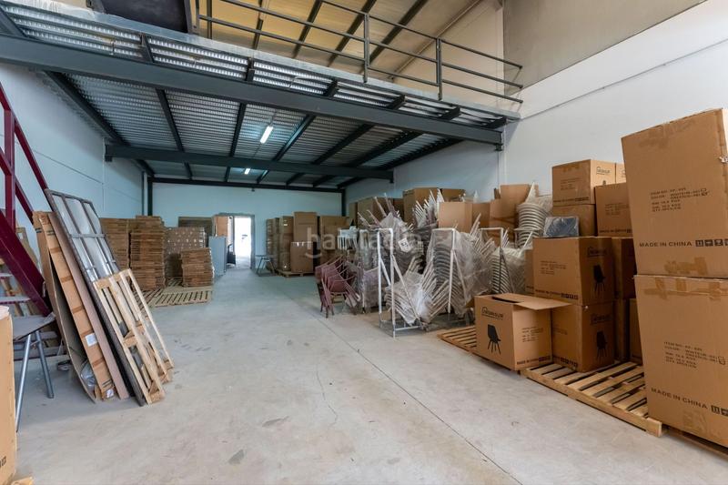 Foto 5a4de8cc-08b7-445c-a8a4-73b8c8668db6. Local commercial dans Coín