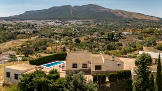 Country house in Centro