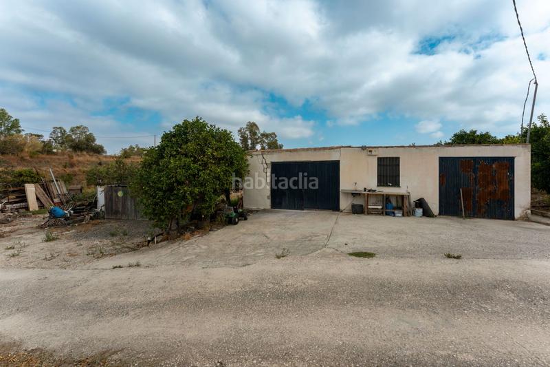 Foto b7b5bd0c-df83-4704-a9e0-a4e4e5f01799. Masía en Coín