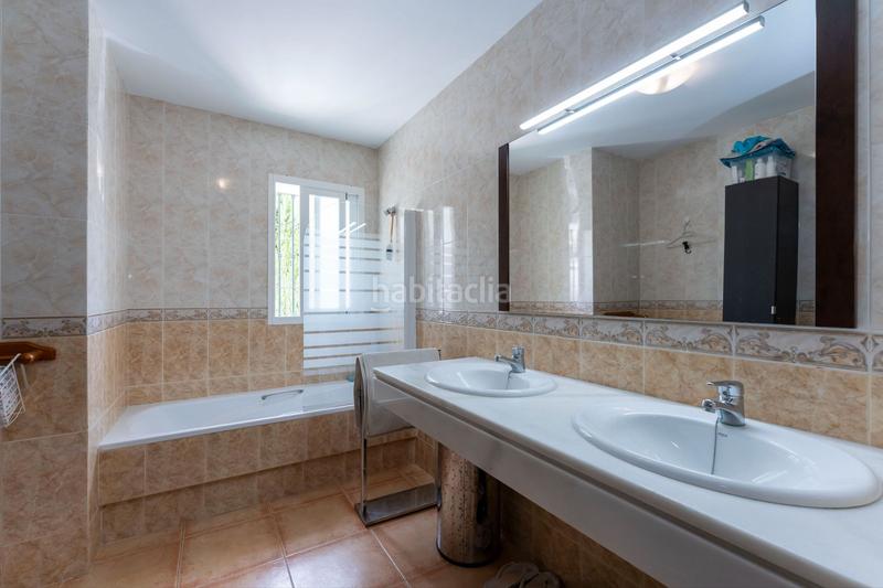 Foto 237a7dde-877f-40d2-a1d2-b102e6863ca2. Casa con piscina in Coín